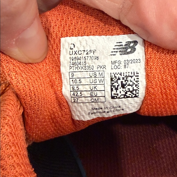 Figs New Balance Orange Athletic Workout Activewear Sneakers Unisex W 10.5/M 9 - Picture 10 of 10